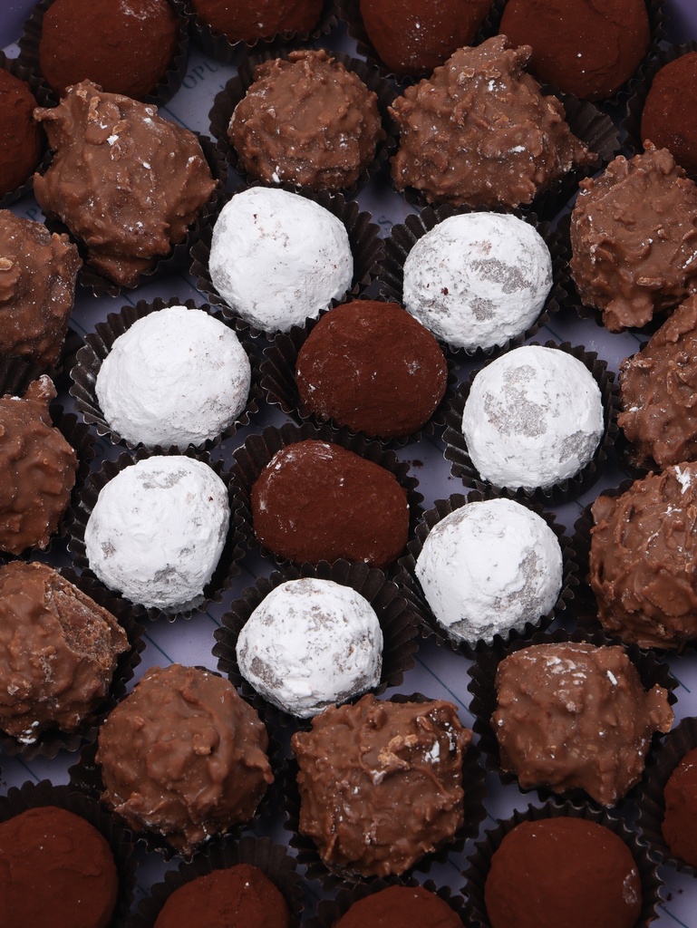 Truffle Box - Medium