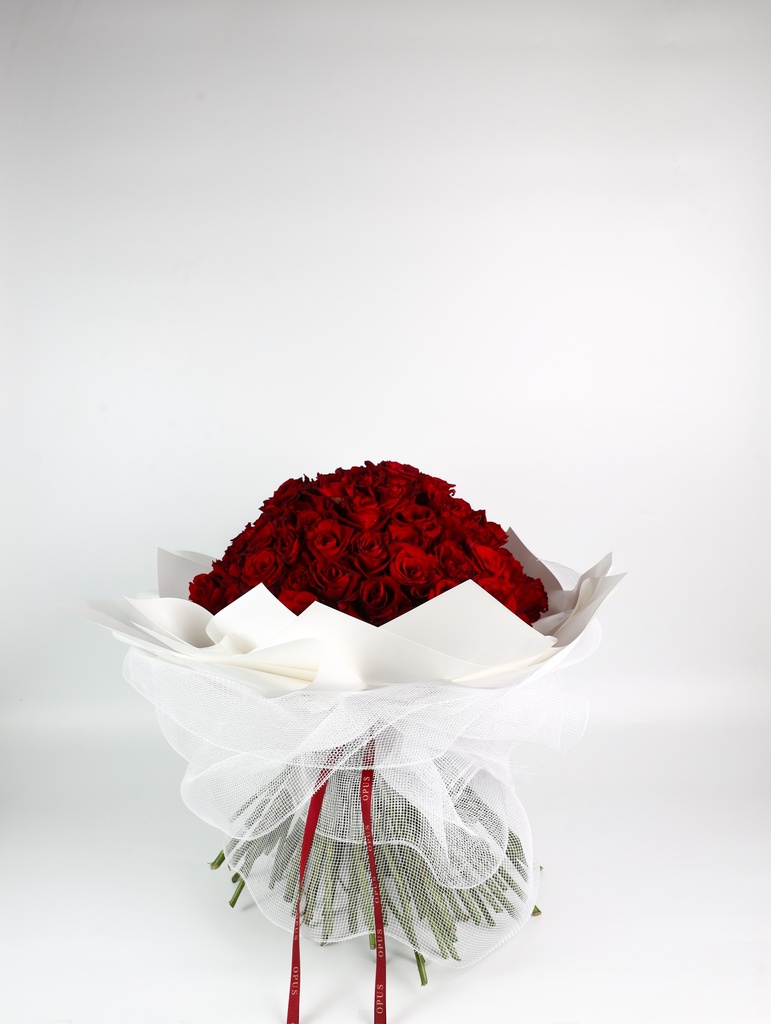 Signature 100 Red Roses